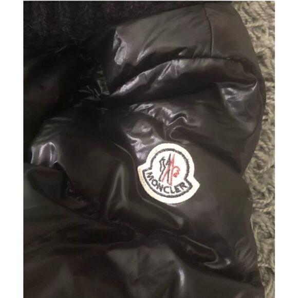 Moncler Women's Waist Length Puffer with Wool Sweater Details - Picture 11 of 12